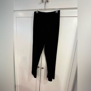 Absolutely lovely and so comfortable Kathie Lee black velvet pull on pants.